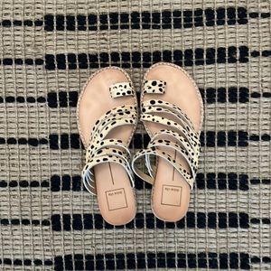 Dolce Vita Nelly Flat Sandals